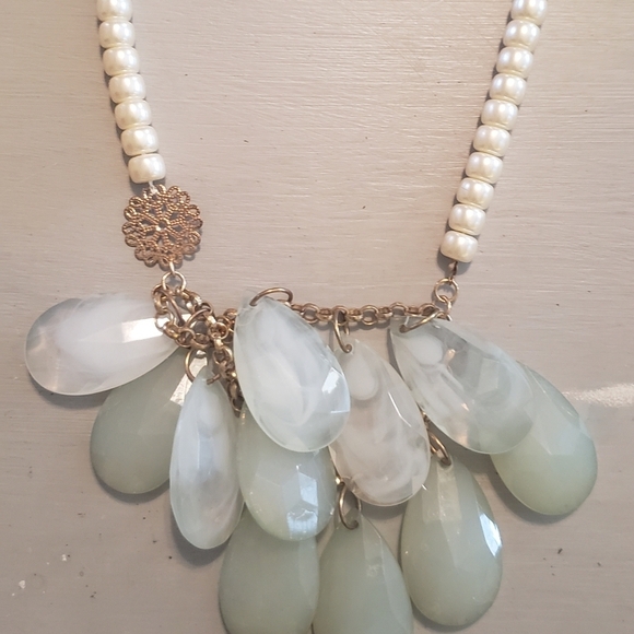 nieman marcus Jewelry - Necklace